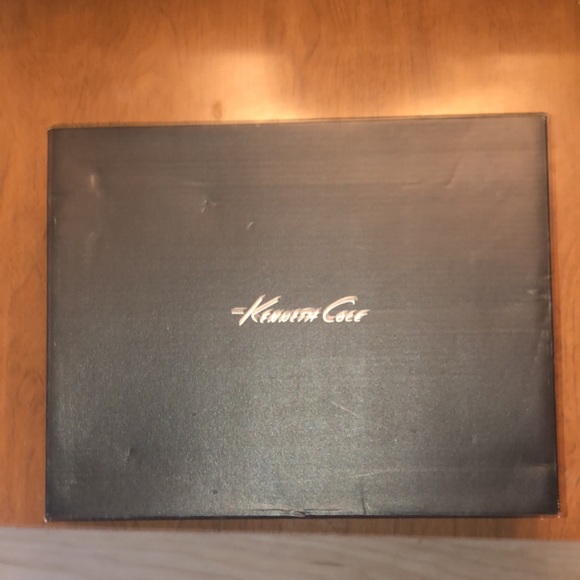 Kenneth Cole “BROOKE” ! Size 7.5  soft tomato suede colored high heel sandals - Picture 3 of 5